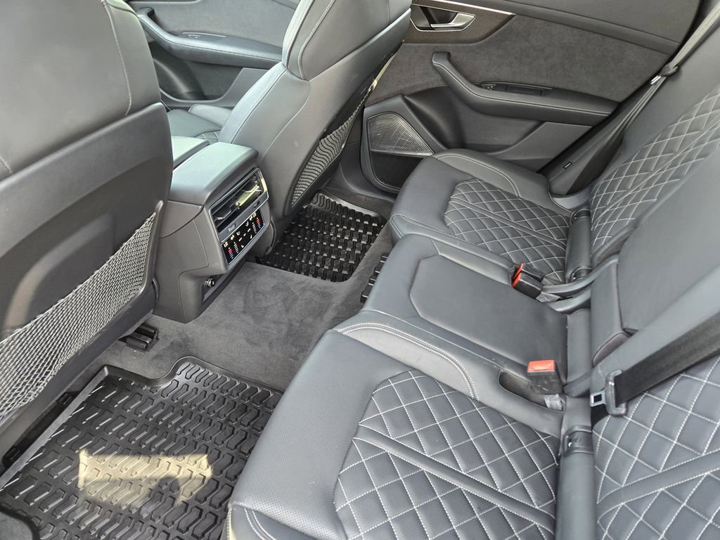 Used 2023 Audi SQ8 Prestige image 40