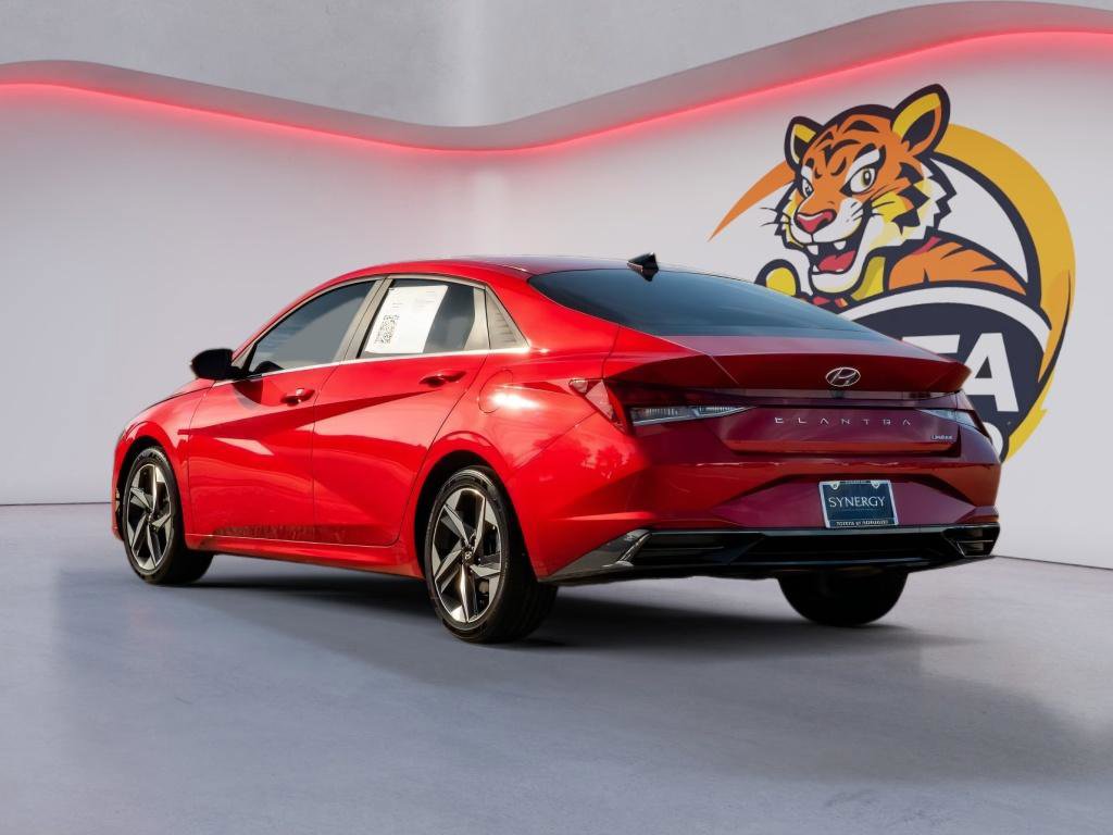 Used 2021 Hyundai Elantra Limited FWD image 7