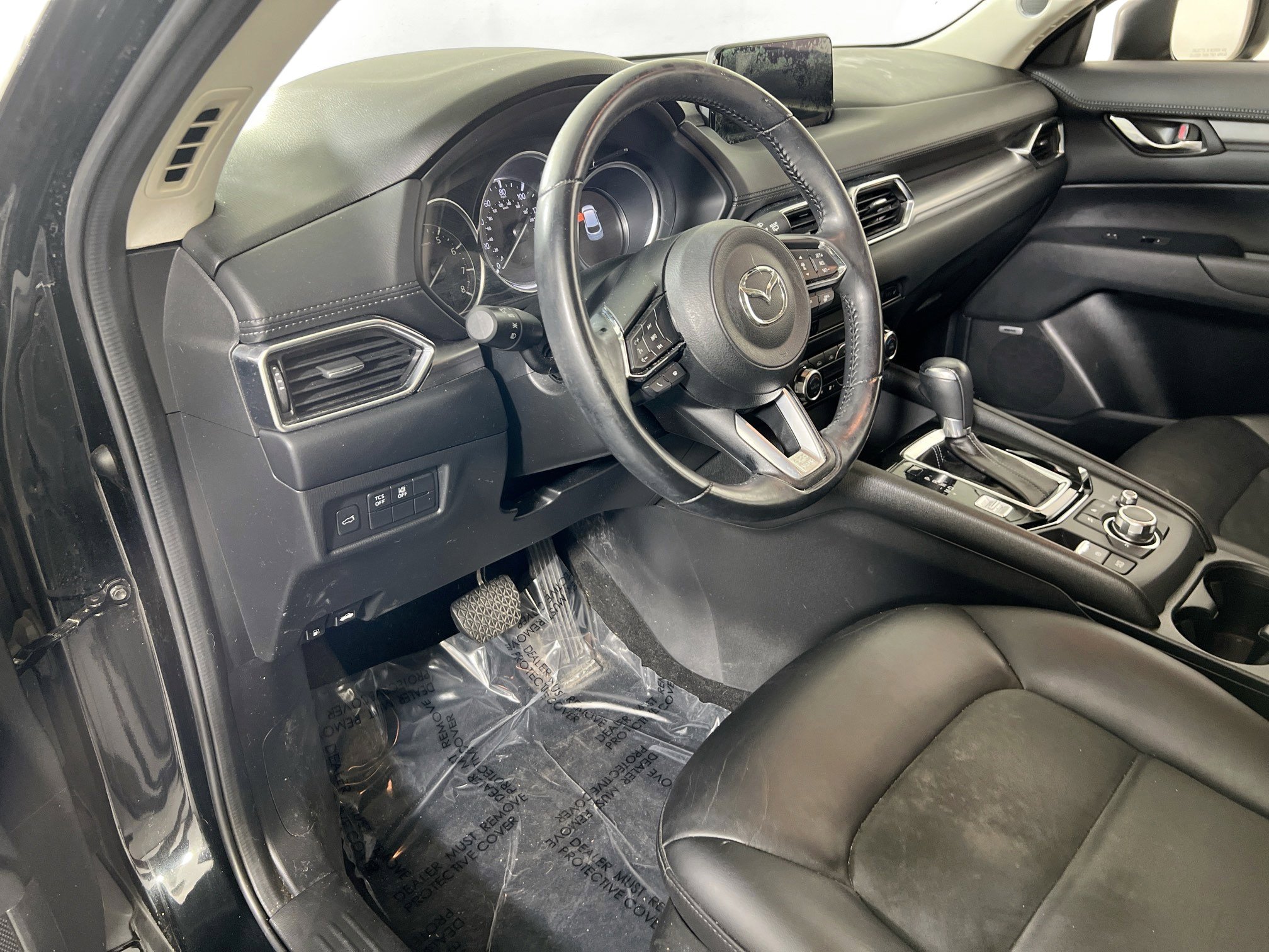 Used 2018 MAZDA CX-5 Touring w/ Preferred Equipment Package AWD/4WD image 9