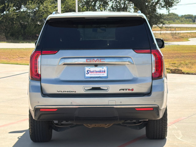 Used 2024 GMC Yukon AT4 w/ Technology Package AWD/4WD image 7