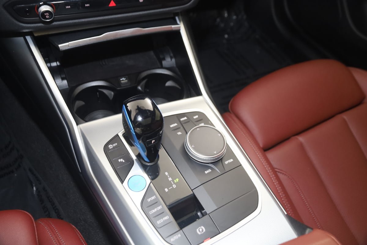 Used 2023 BMW i4 eDrive40 w/ Premium Package RWD image 28