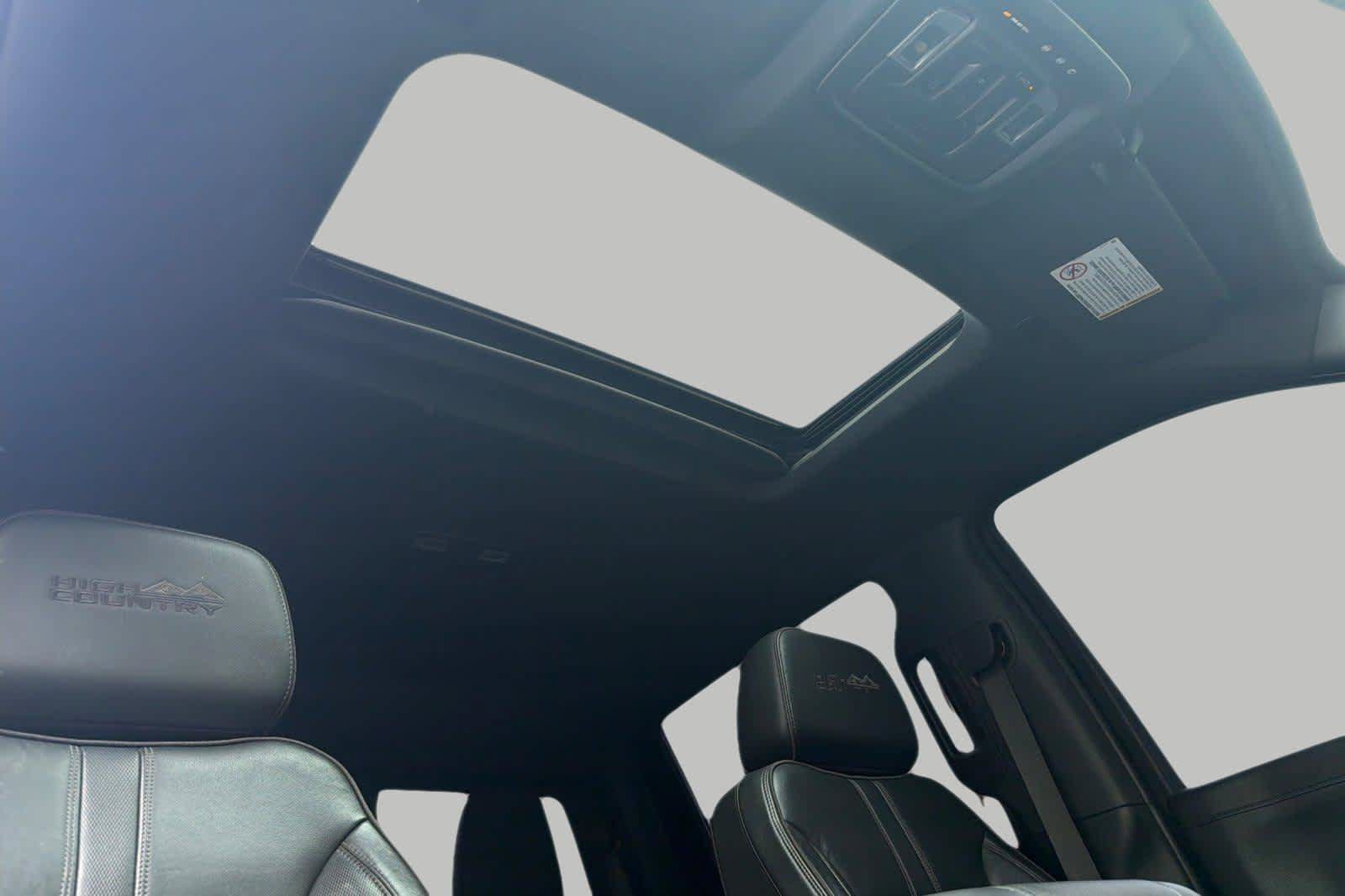 Used 2021 Chevrolet Silverado 3500 High Country w/ Safety Package II AWD/4WD image 18