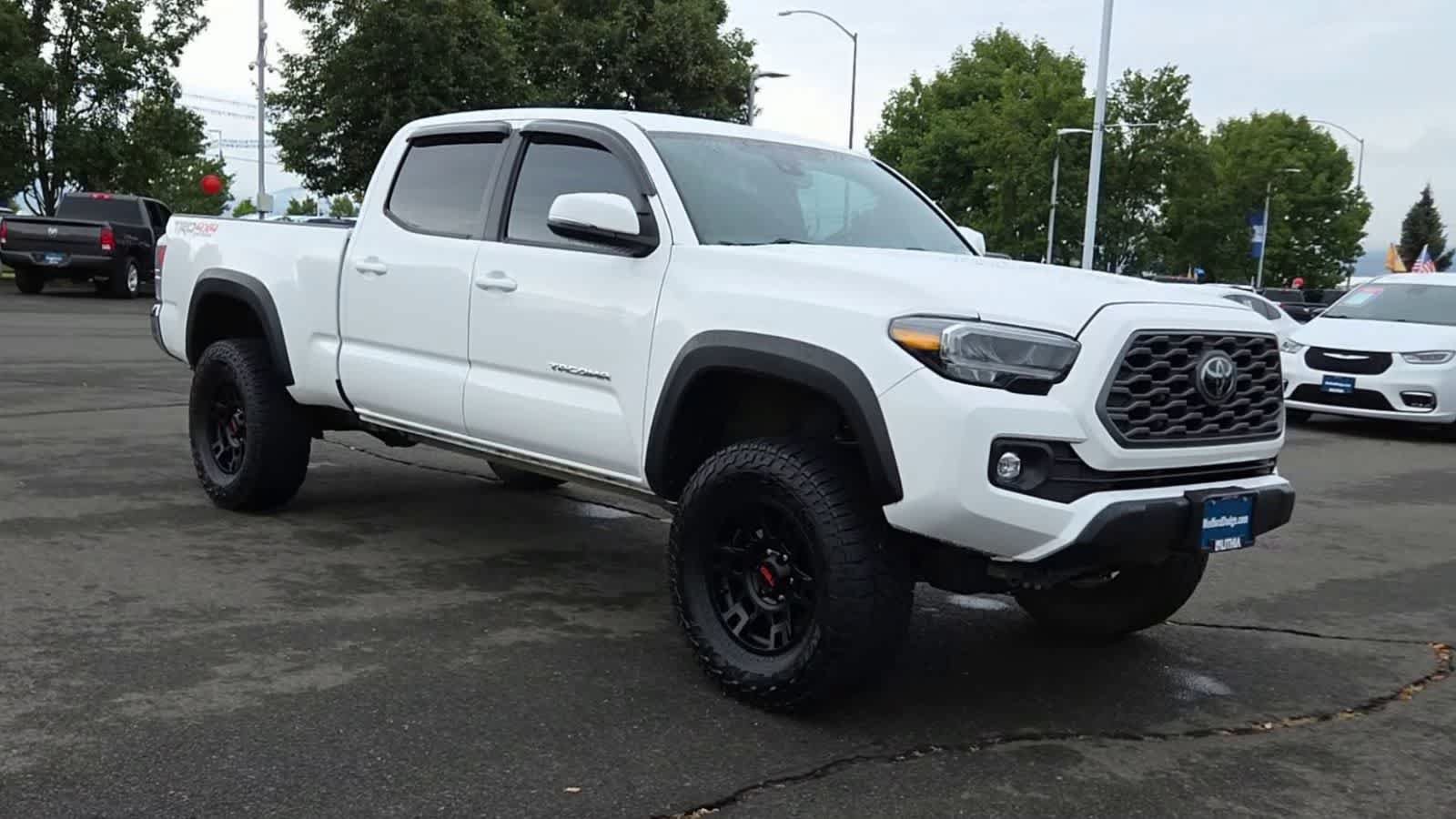 Used 2023 Toyota Tacoma TRD Off-Road AWD/4WD image 2
