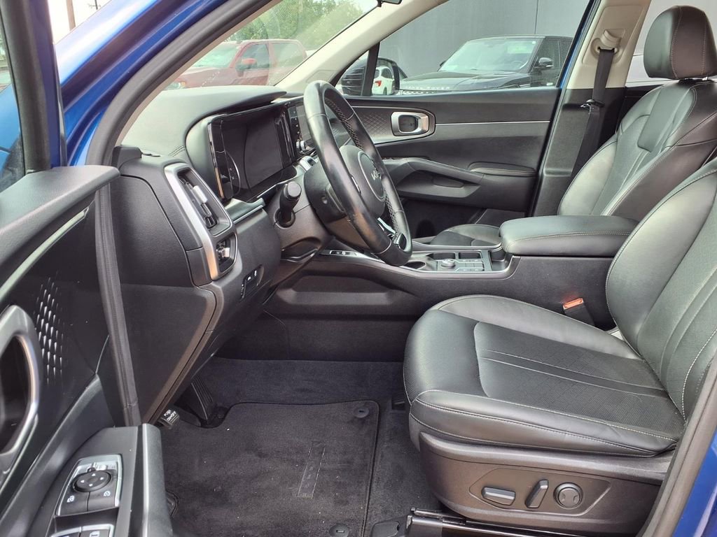 Certified 2022 Kia Sorento S FWD image 10