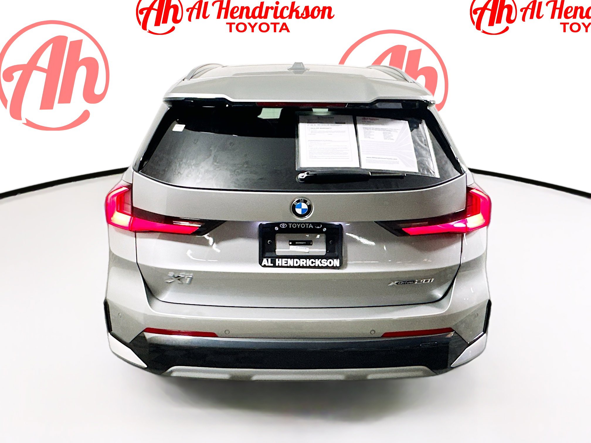 Used 2025 BMW X1 xDrive28i image 4