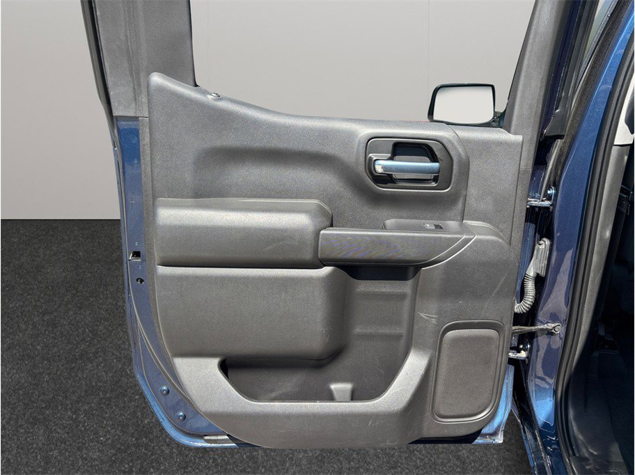 Used 2021 Chevrolet Silverado 1500 LT image 36