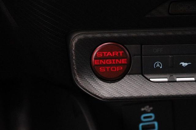 Used 2025 Ford Mustang Coupe image 14