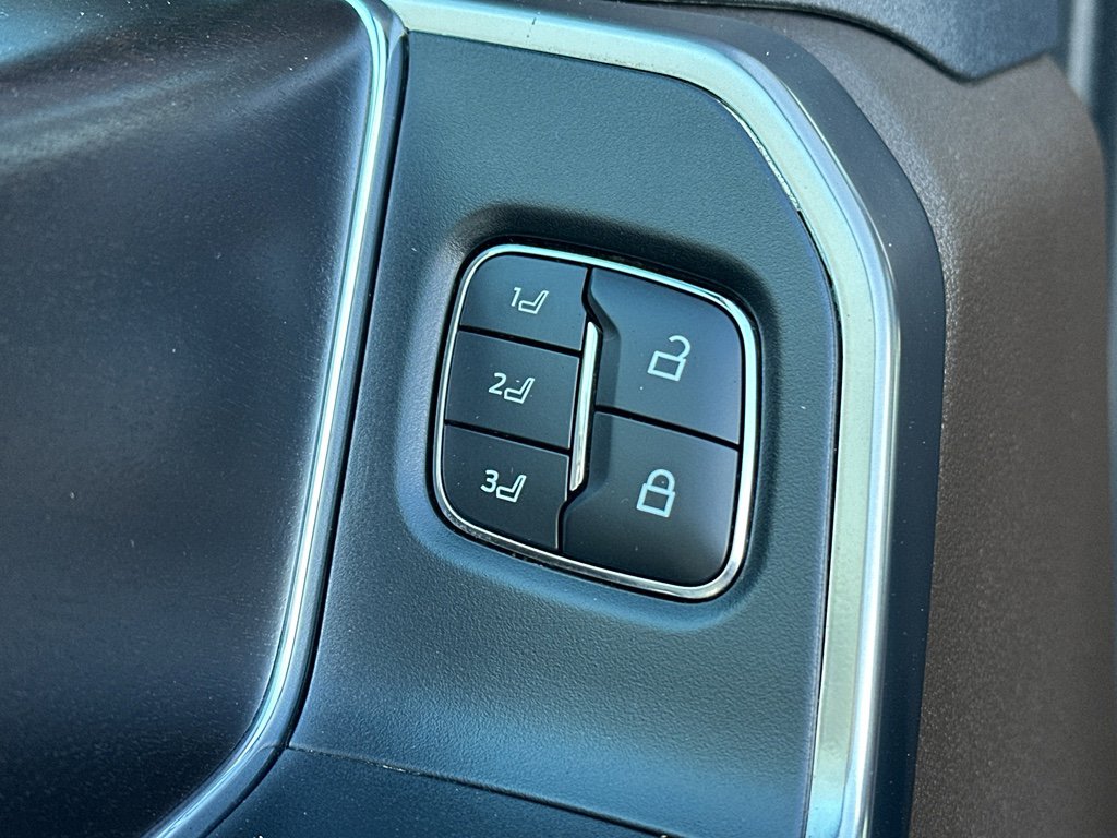 Used 2024 Ford F350 King Ranch image 15