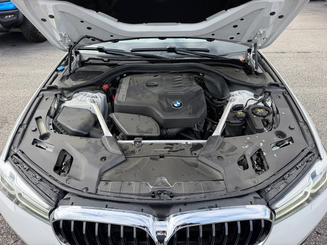 Used 2023 BMW 530i xDrive w/ Convenience Package AWD/4WD image 12