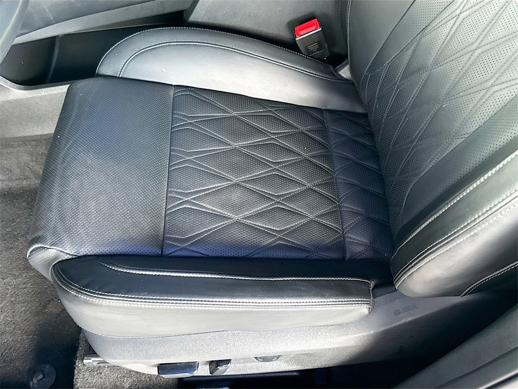 Used 2023 Nissan Rogue Platinum w/ Platinum Premium Package image 21