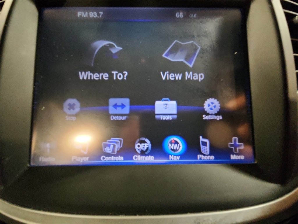 Used 2013 Chrysler 300 C image 19