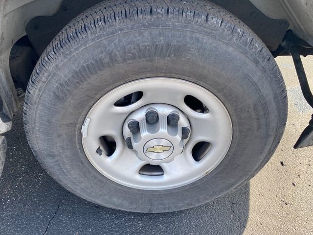 Used 2023 Chevrolet Express 3500 LS image 13