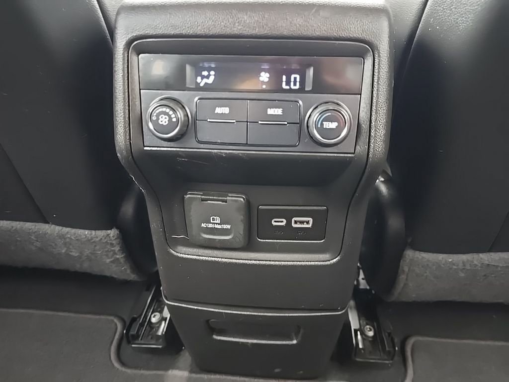 Used 2020 GMC Acadia SLT image 24