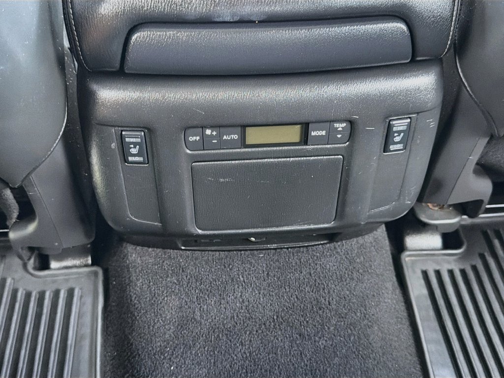 Used 2016 INFINITI QX80 4WD w/ Driver's Assistance Package image 31