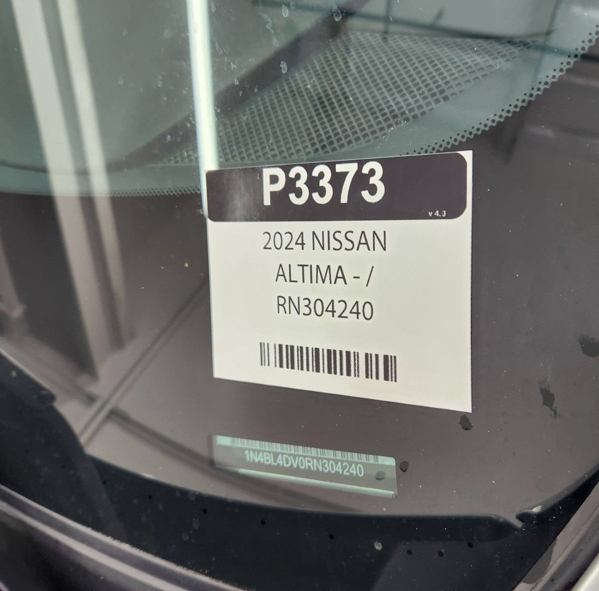Used 2024 Nissan Altima 2.5 SV FWD image 24