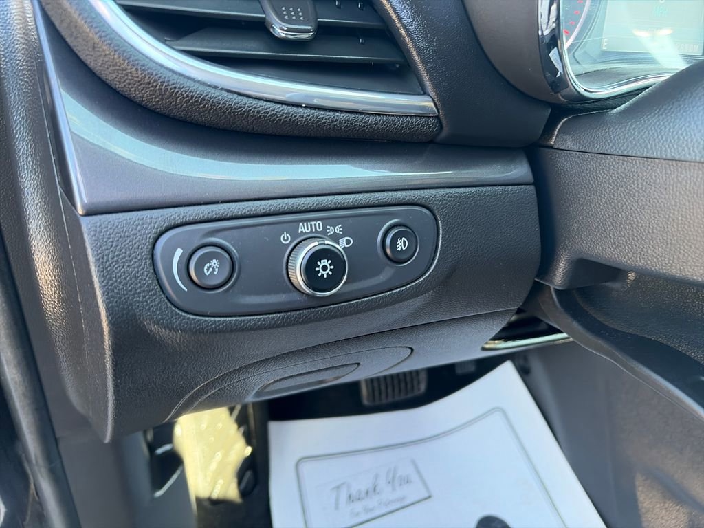 Used 2018 Buick Encore Preferred image 17