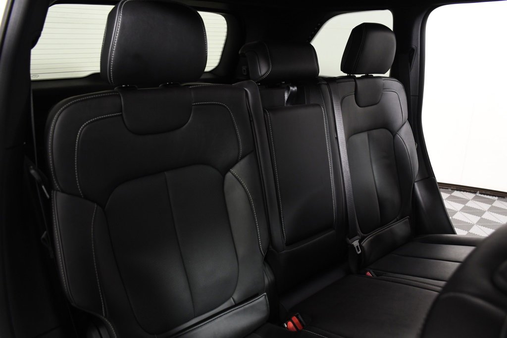 Used 2023 Jeep Grand Cherokee Overland image 23