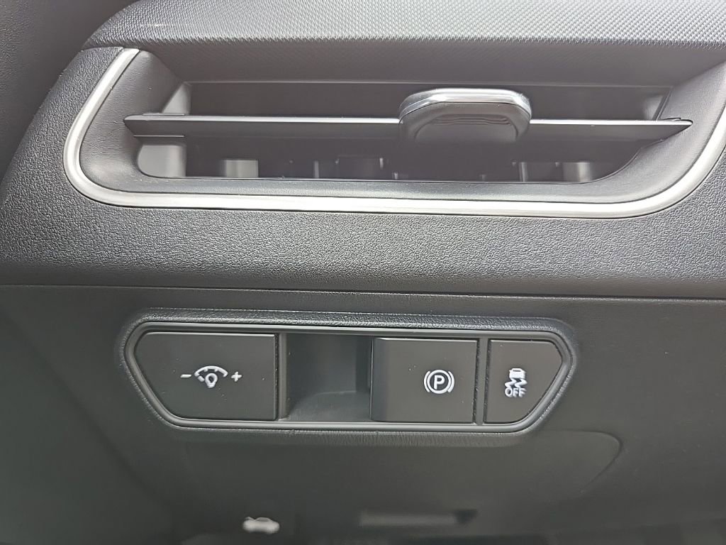 Certified 2025 Kia K4 FWD image 18