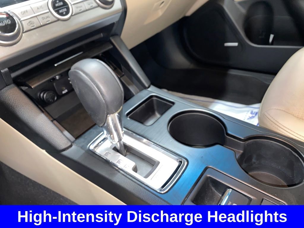 Used 2017 Subaru Outback 2.5i Limited image 19