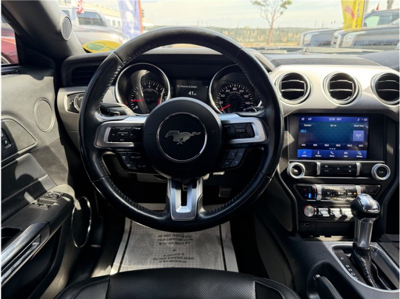 Used 2021 Ford Mustang Premium RWD image 30