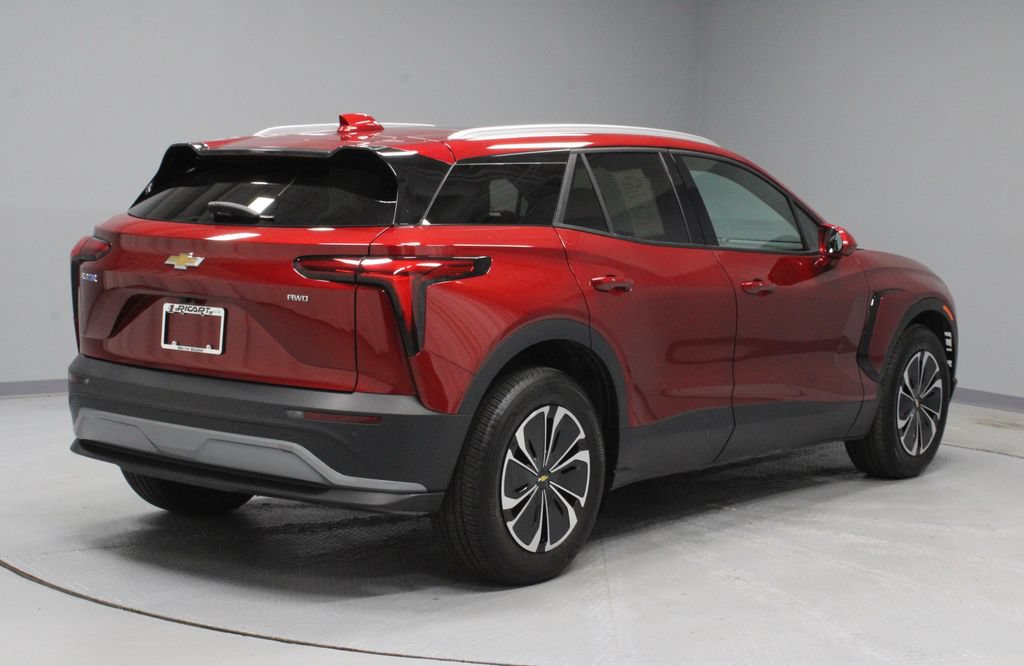 Used 2024 Chevrolet Blazer EV LT AWD/4WD image 12