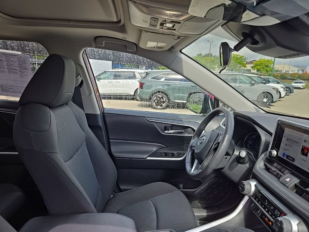 Used 2024 Toyota RAV4 XLE w/ Convenience Package AWD/4WD image 37