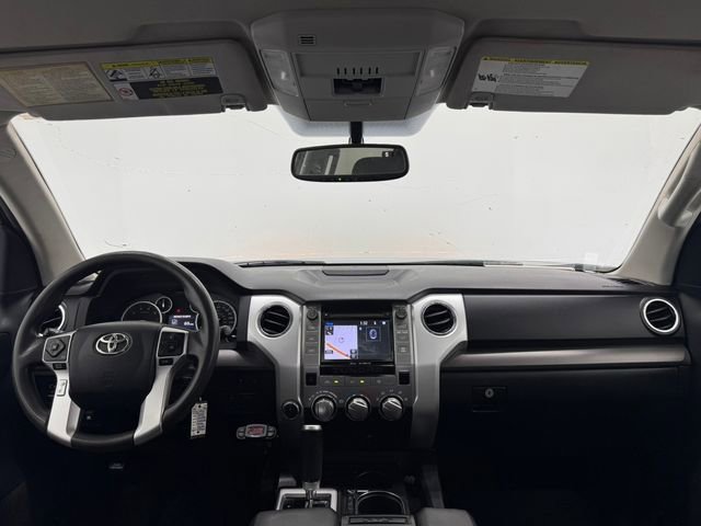 Used 2016 Toyota Tundra SR5 w/ SR5 Upgrade Package AWD/4WD image 6