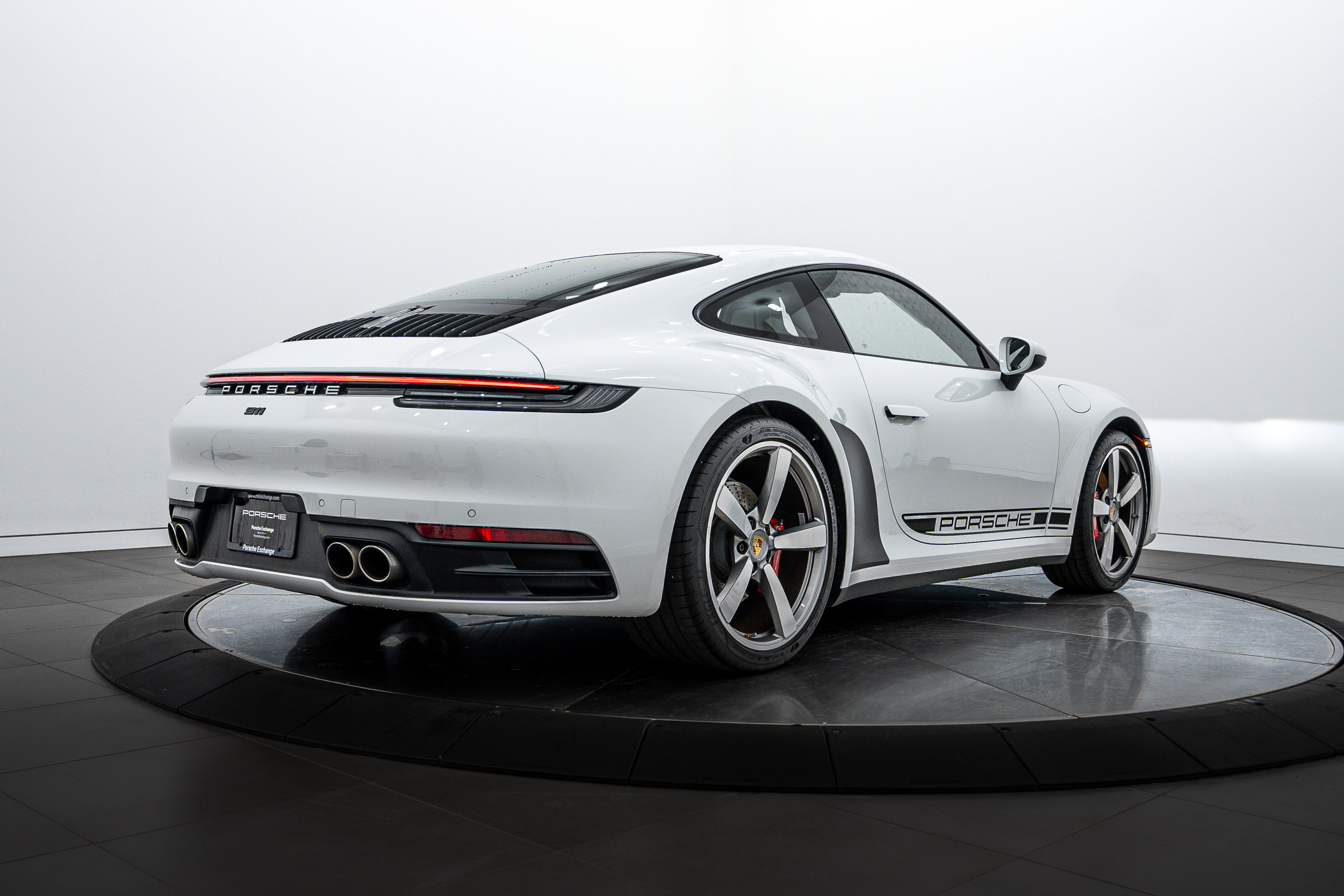 Certified 2022 Porsche 911 Carrera S image 7