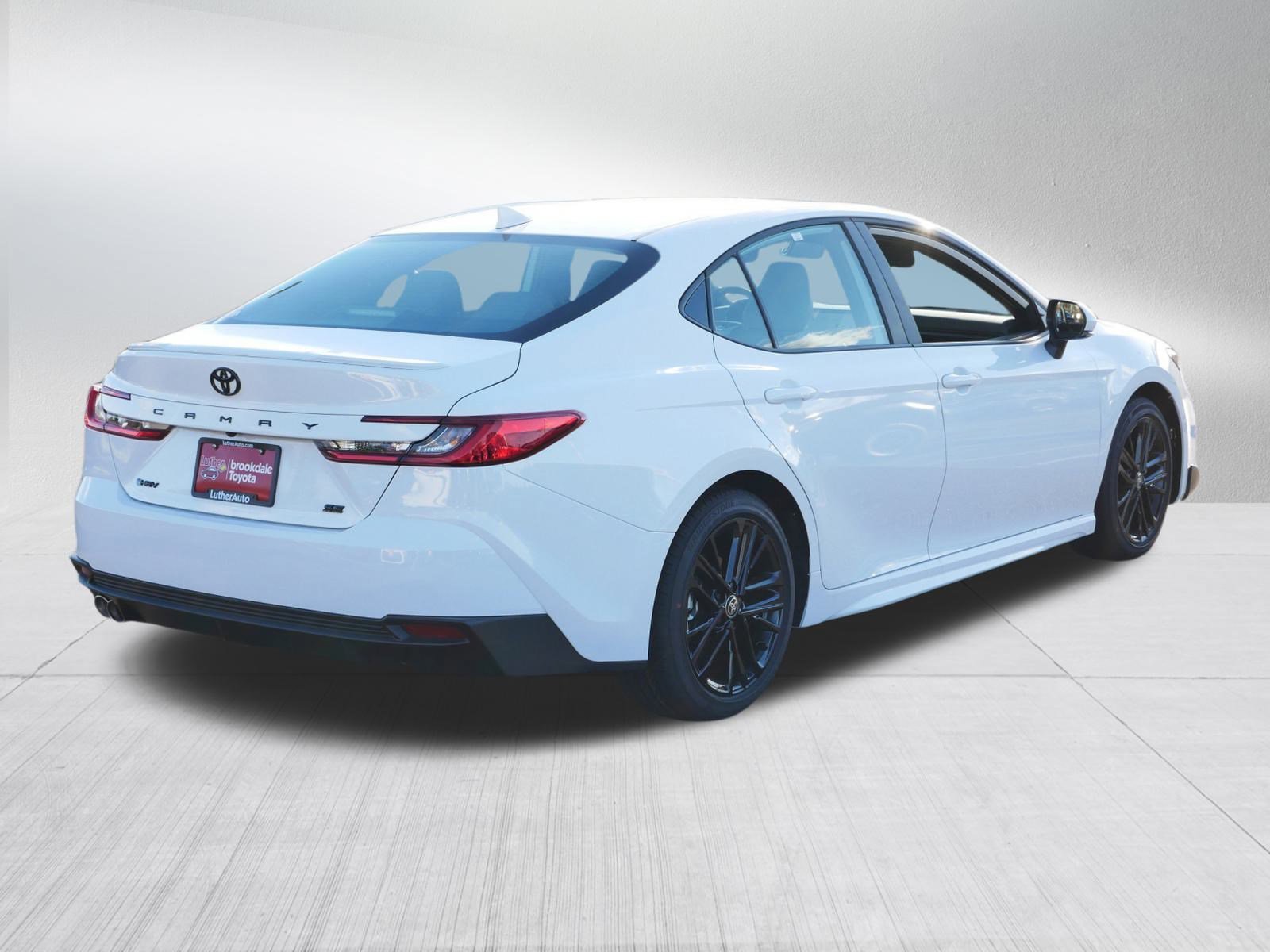 Certified 2025 Toyota Camry SE image 7