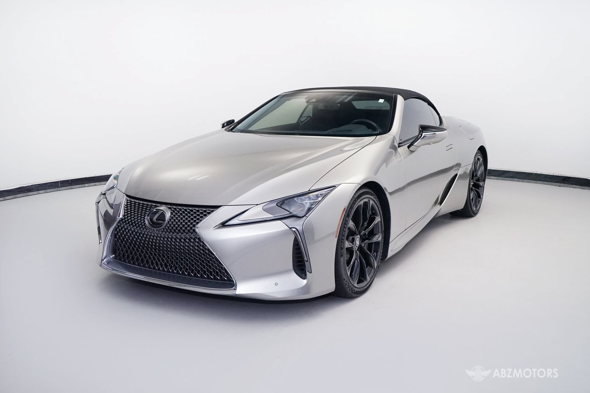 Used 2024 Lexus LC 500 Convertible w/ Touring Package RWD image 2