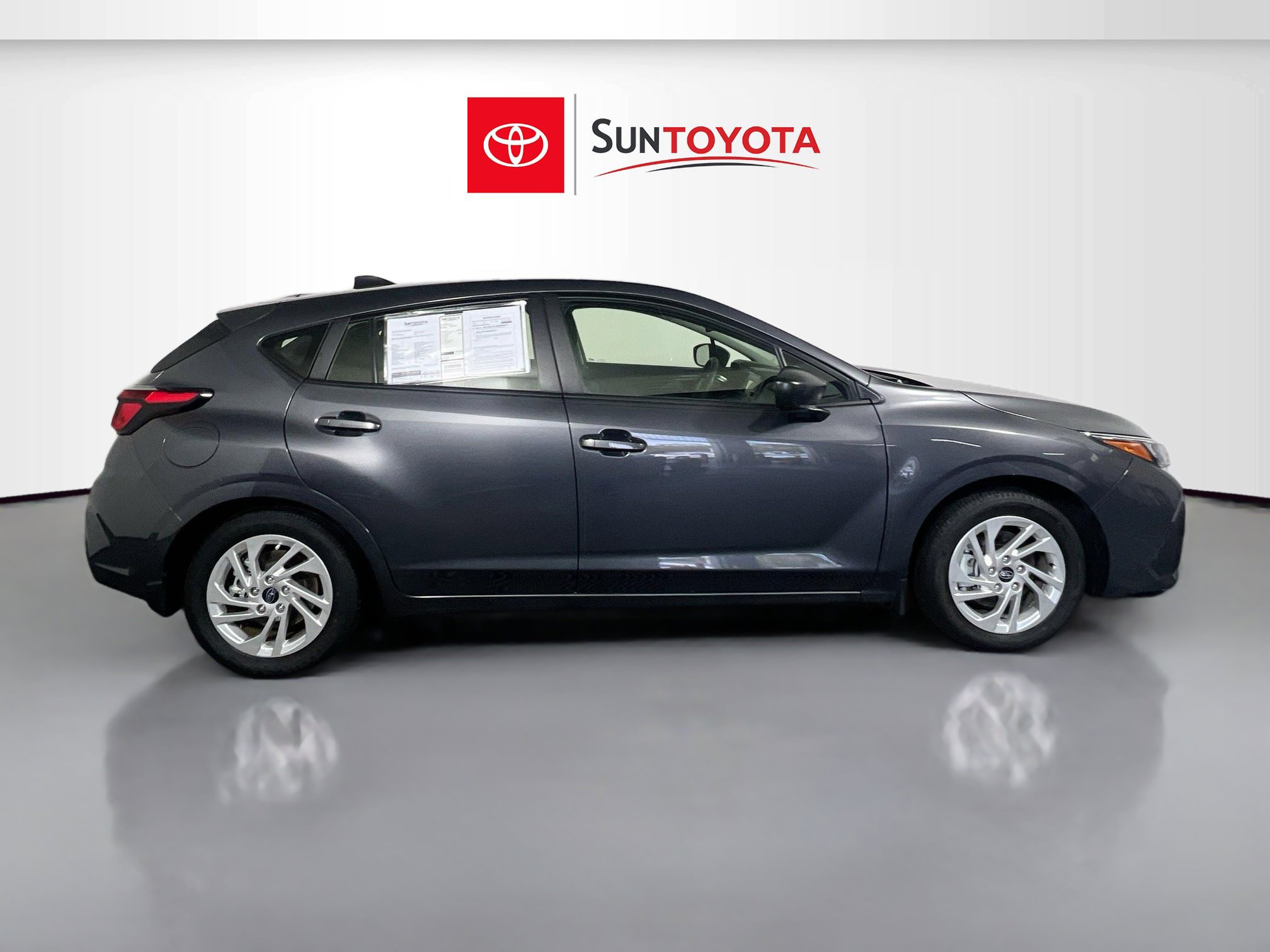 Used 2024 Subaru Impreza 2.0i image 2