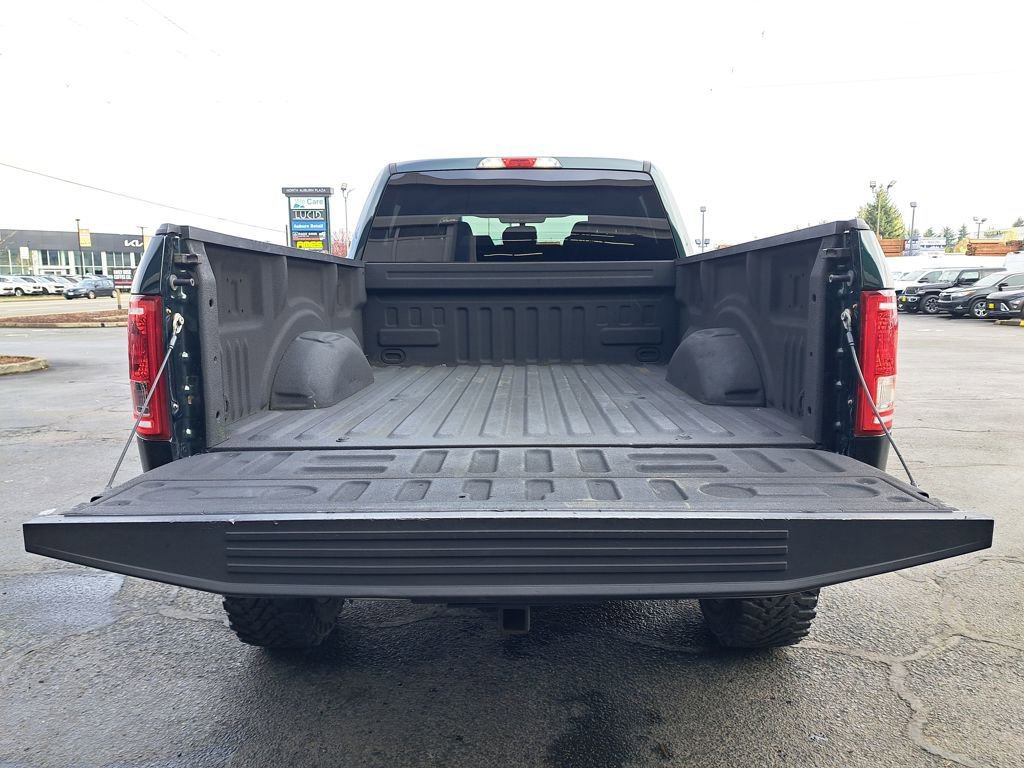 Used 2015 Ford F150 XLT w/ Trailer Tow Package image 28