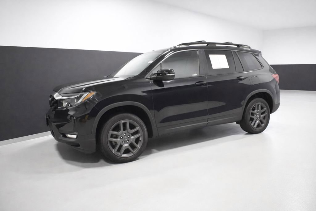 Used 2023 Honda Passport EX-L image 2
