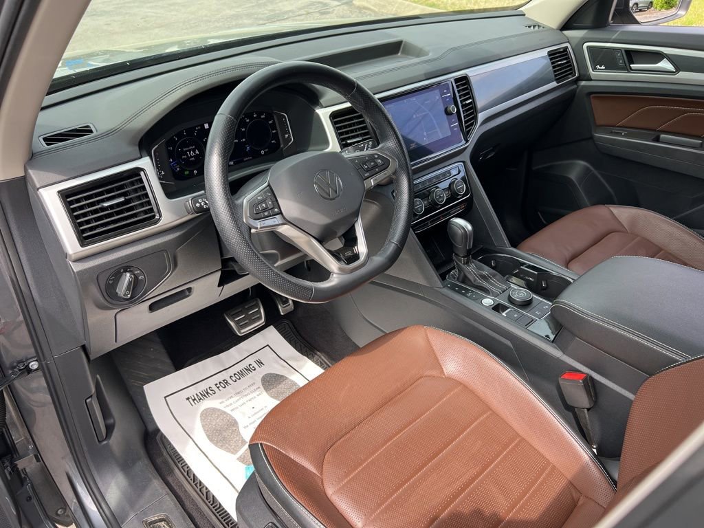 Used 2022 Volkswagen Atlas SEL Premium image 15