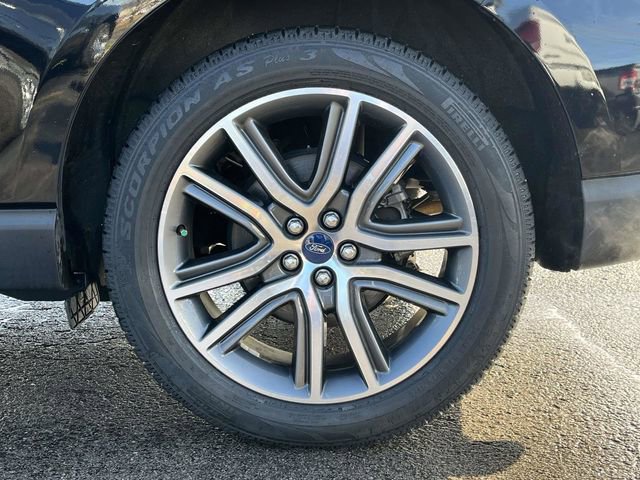 Used 2019 Ford Edge Titanium w/ Cold Weather Package image 11