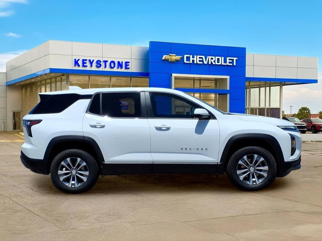 Used 2026 Chevrolet Equinox LT AWD/4WD image 8