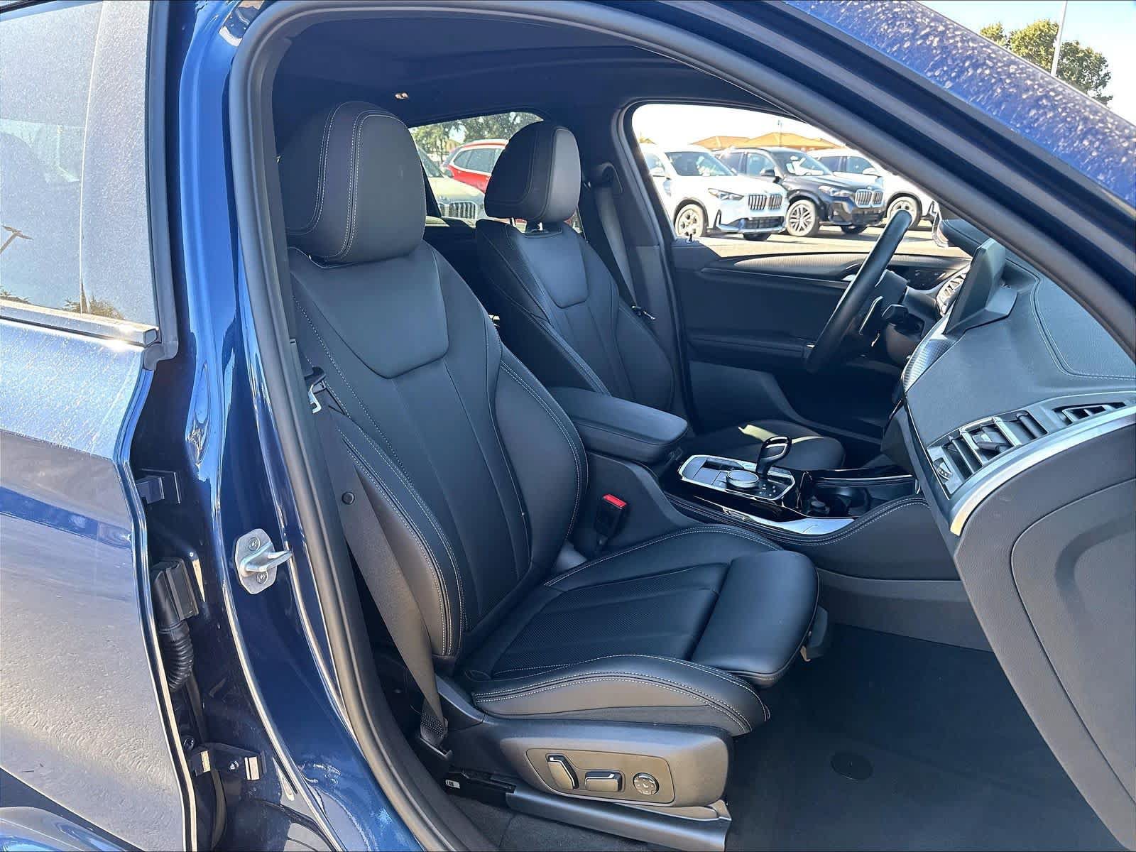Used 2025 BMW X4 M40i w/ Premium Package AWD/4WD image 29