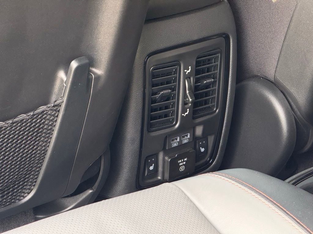 Used 2022 Dodge Durango R/T image 32