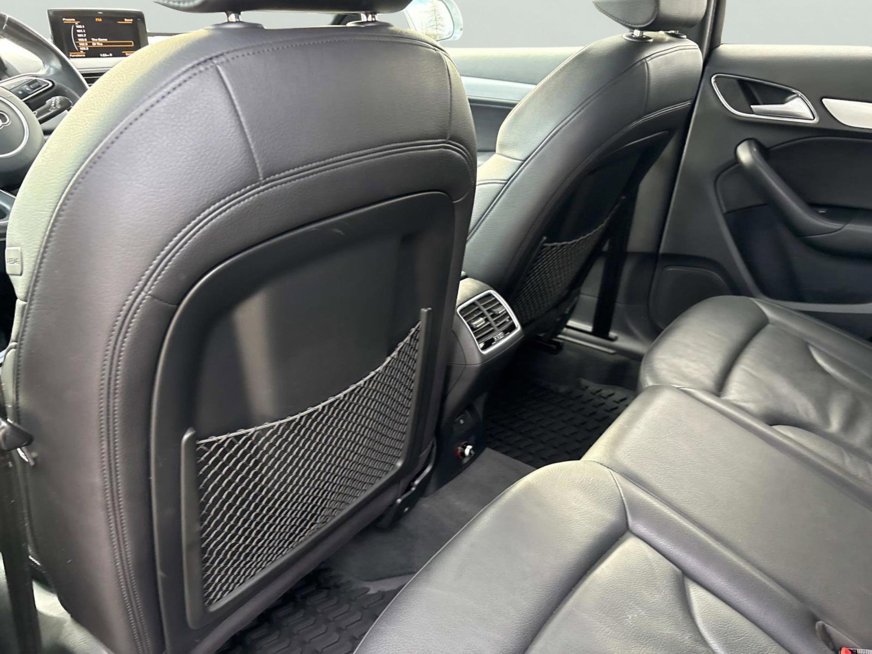 Used 2018 Audi Q3 2.0T Premium w/ Convenience Package image 17