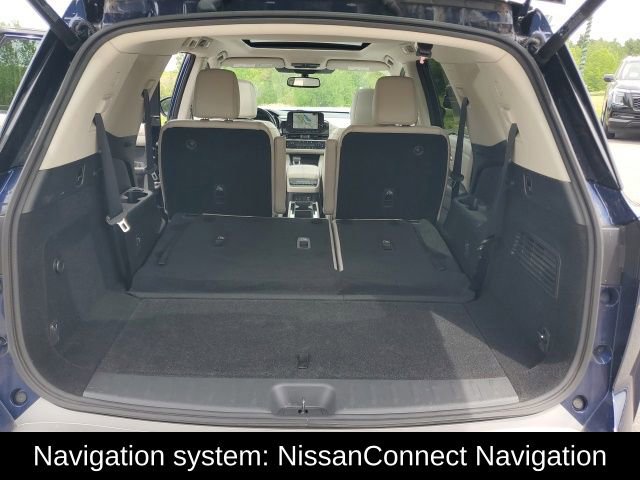 Used 2022 Nissan Pathfinder Platinum w/ Cargo Package AWD/4WD image 19