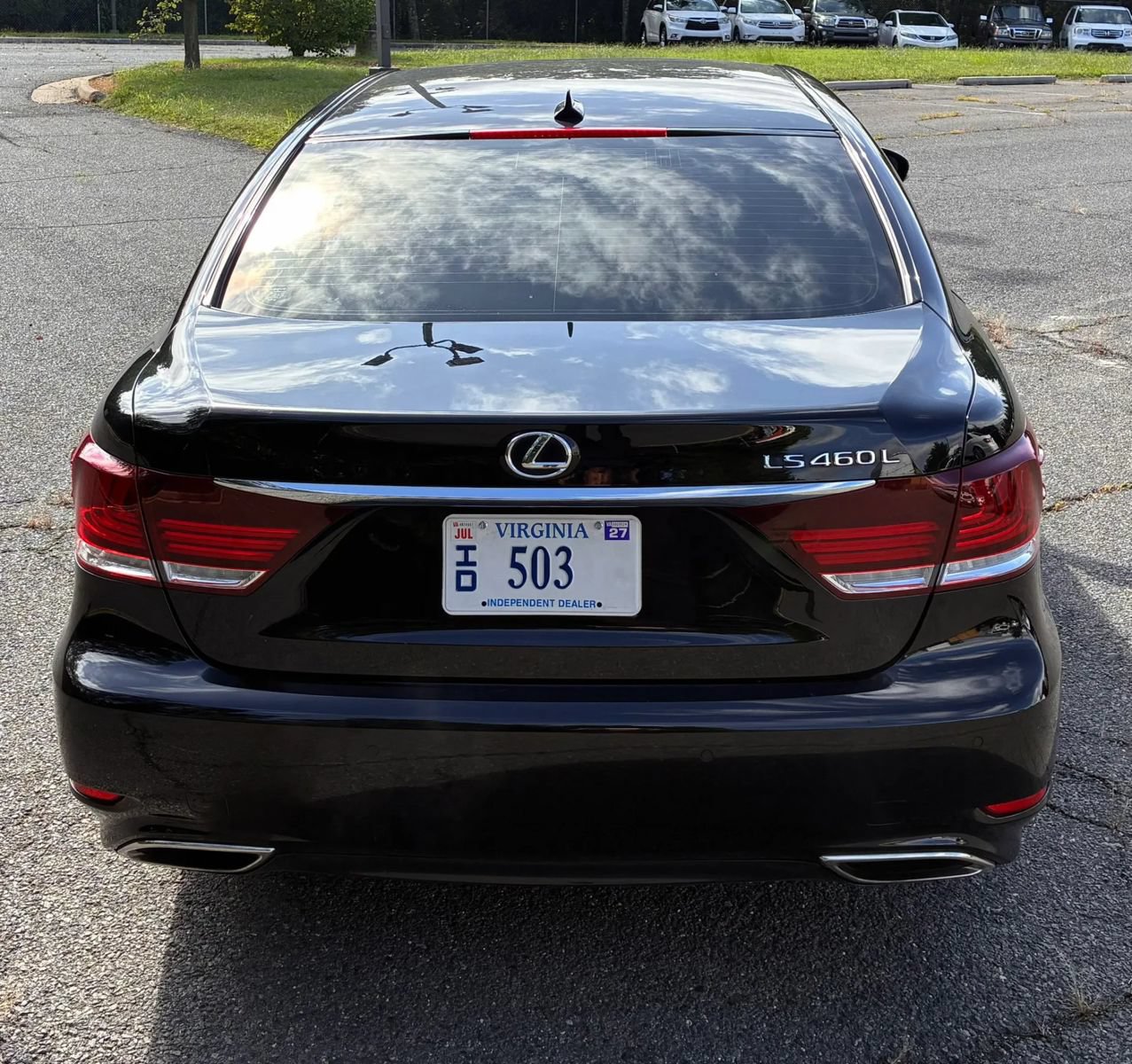Used 2013 Lexus LS 460 L w/ All-Weather Pkg RWD image 7
