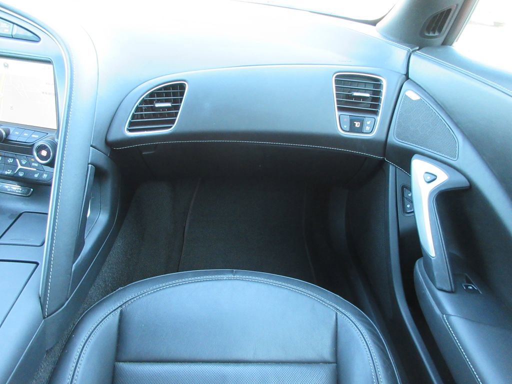 Certified 2014 Chevrolet Corvette Stingray Coupe w/ 3LT Preferred Equipment Group image 26