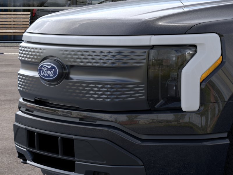 New 2025 Ford F150 Lightning XLT AWD/4WD image 17