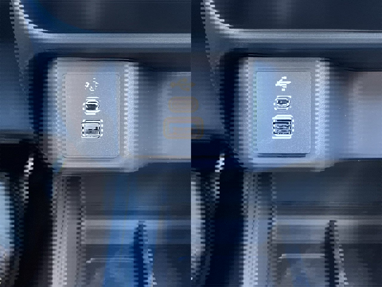 New 2025 Ford Maverick XL w/ 4K Tow Package image 6