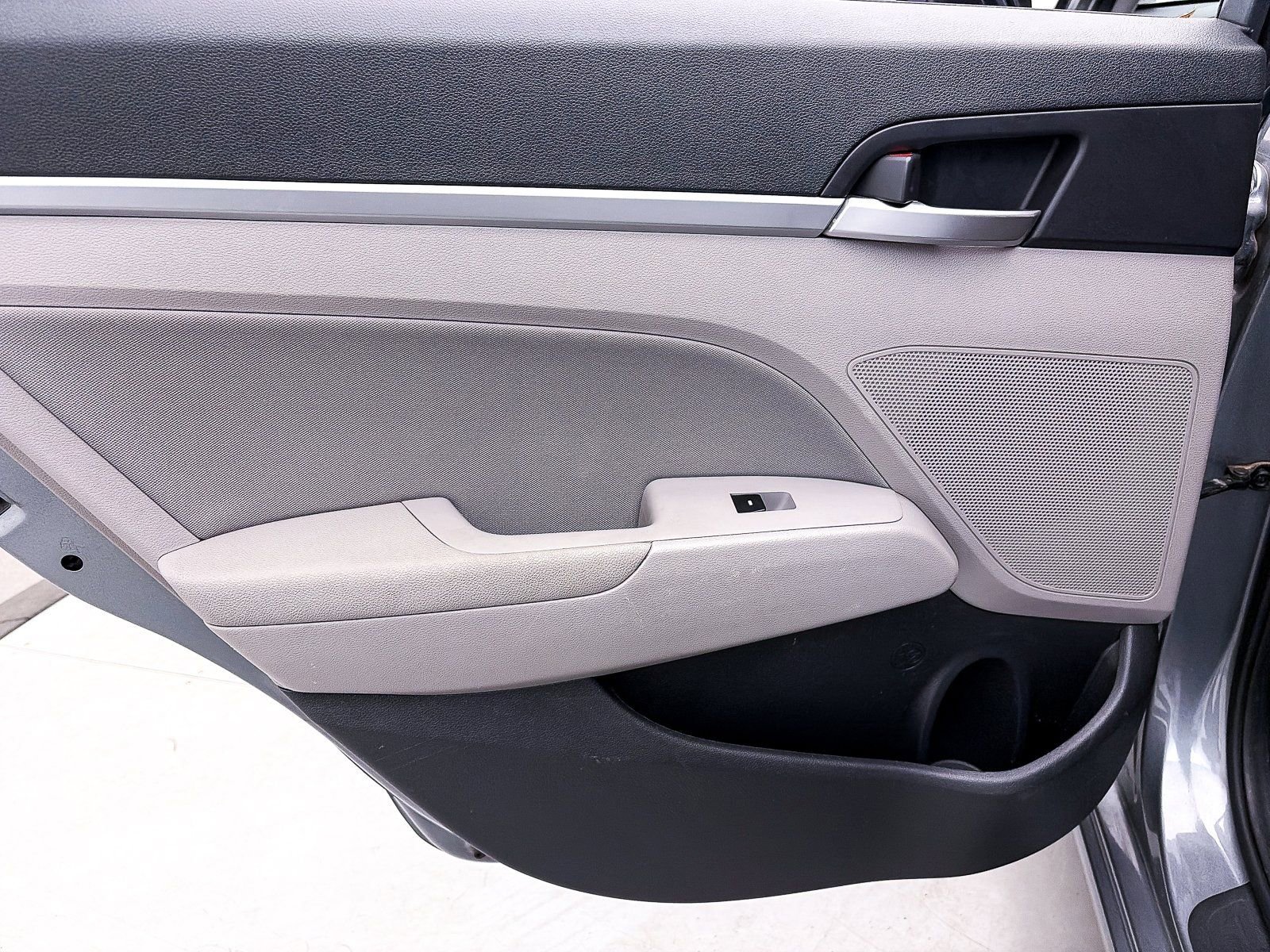 Used 2019 Hyundai Elantra SEL image 26