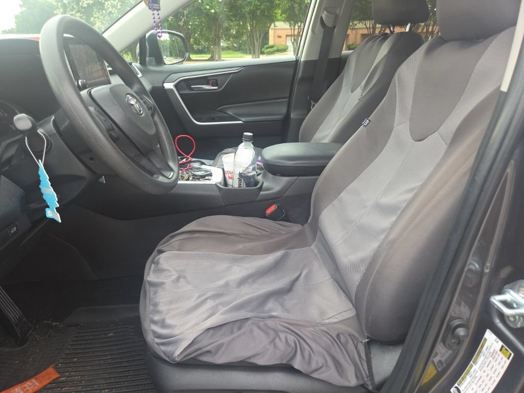 Used 2023 Toyota RAV4 XLE w/ Convenience Package FWD image 20