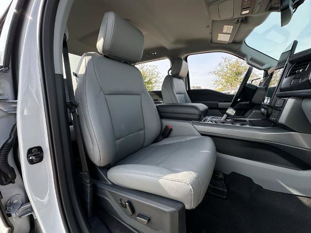 New 2025 Ford F150 Lightning Flash image 32