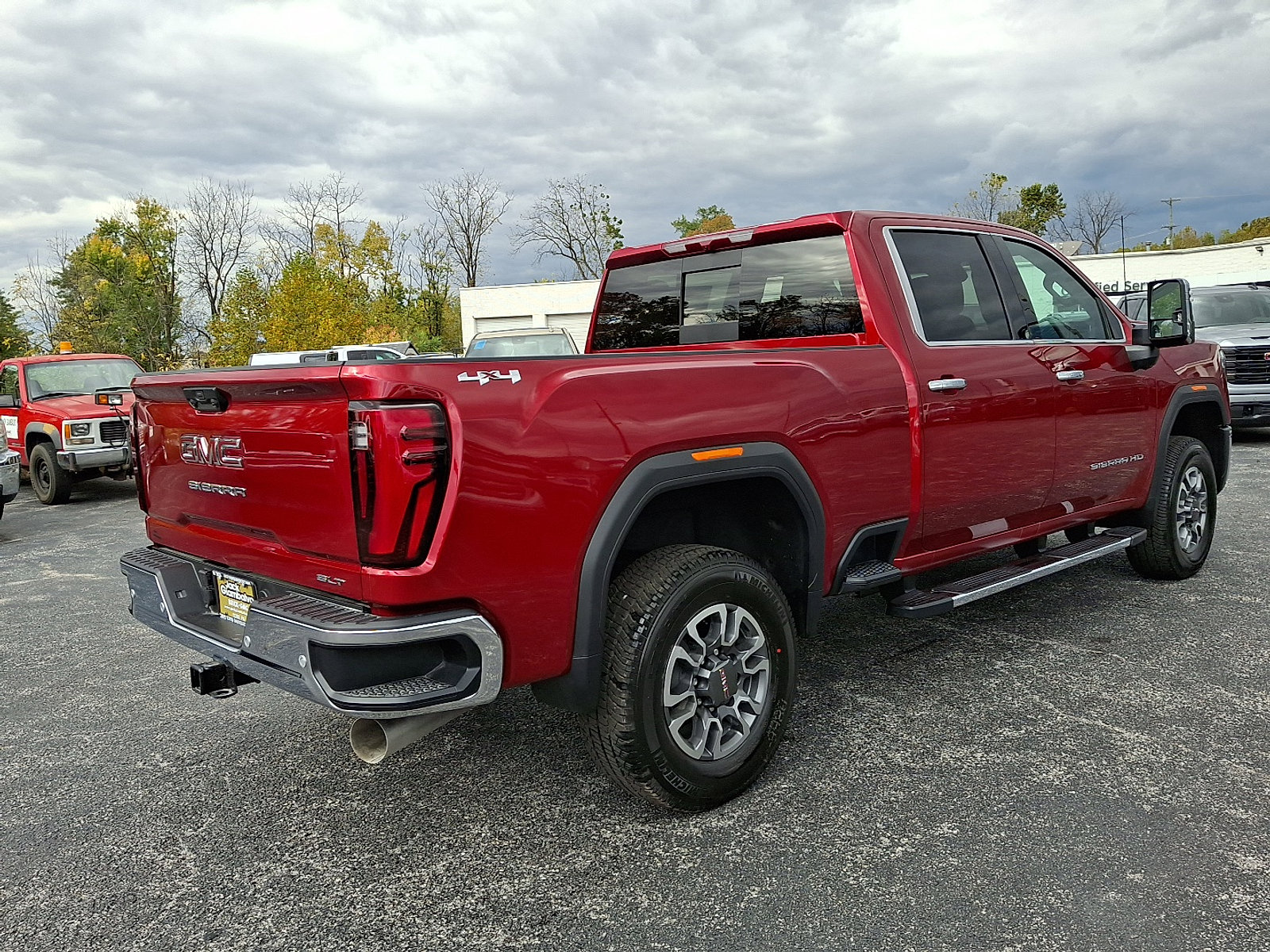 New 2026 GMC Sierra 2500 SLT w/ SLT Premium Package image 8