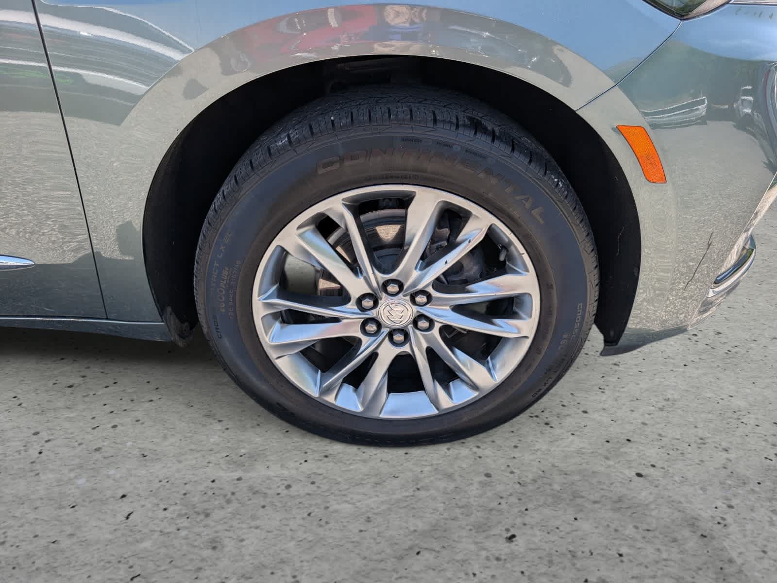 Certified 2022 Buick Enclave Avenir w/ Avenir Technology Package AWD/4WD image 9