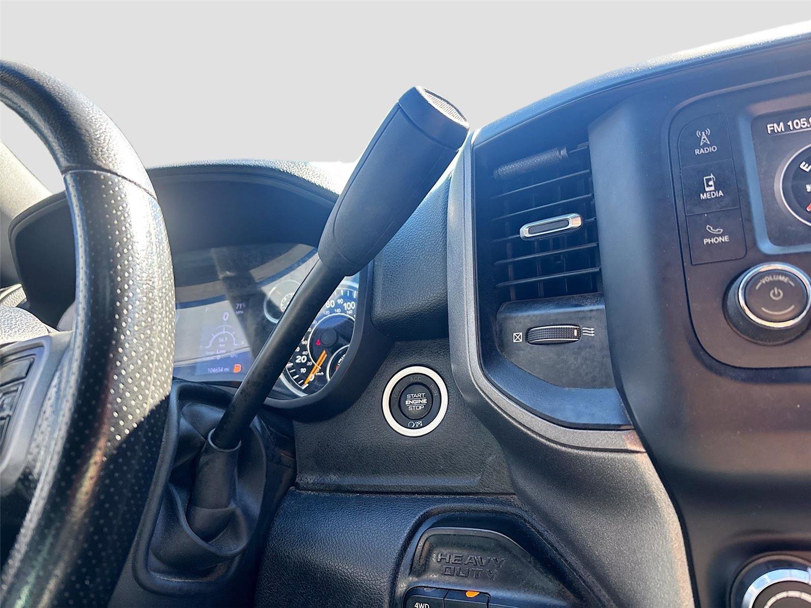 Used 2022 RAM 2500 Tradesman w/ Chrome Appearance Group image 18